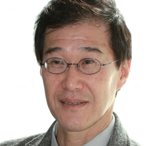 前川 康成
